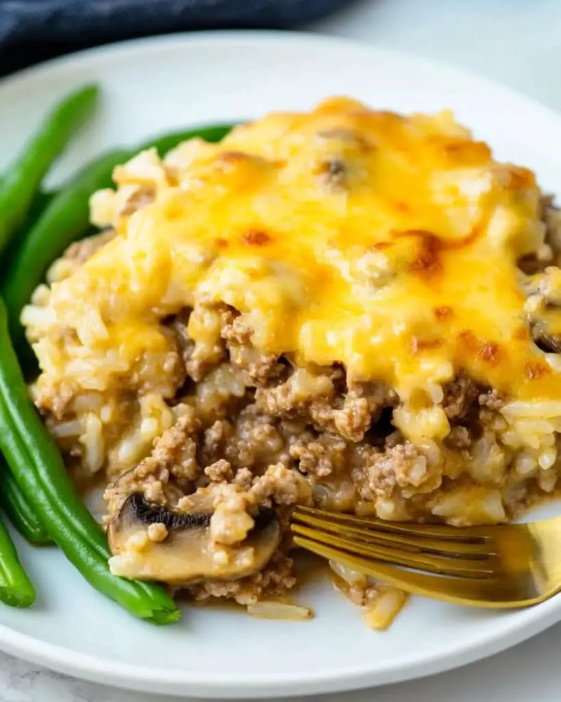 Cheesy Ground Beef and Rice Casserole Recipe