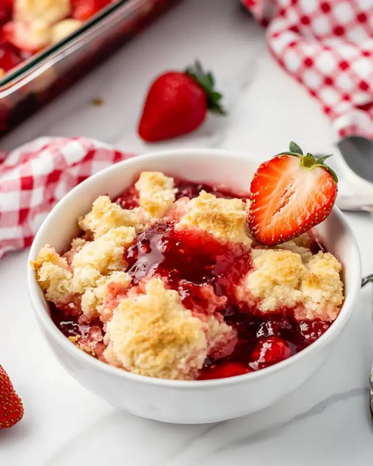 Strawberry Cheesecake Dump Cake Recipe