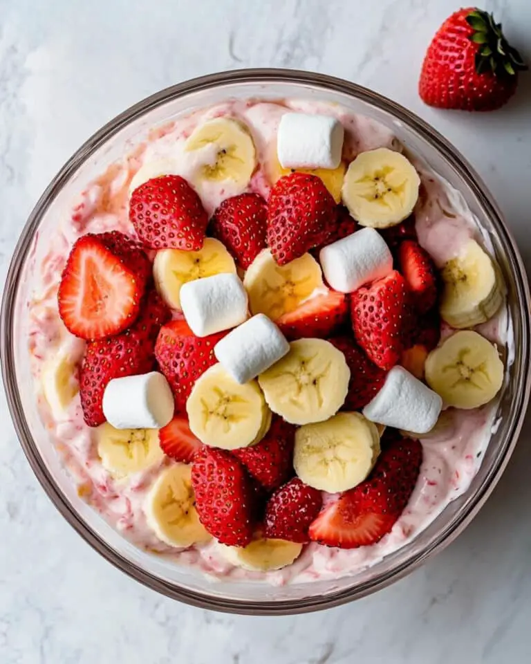 Strawberry-Banana Cheesecake Salad Recipe