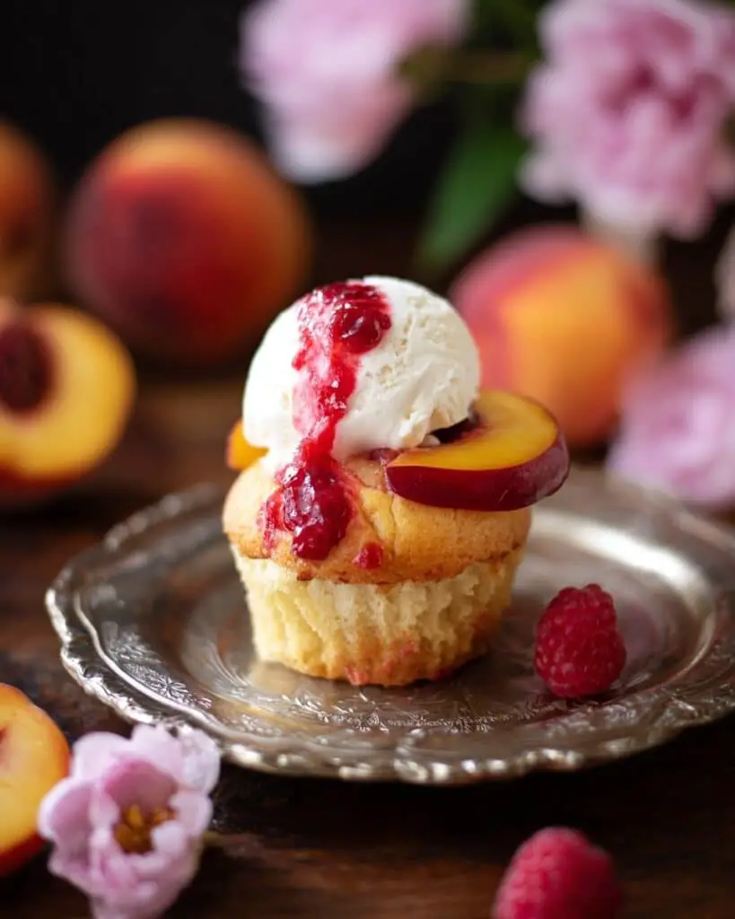Peach Melba Mini Cakes Recipe