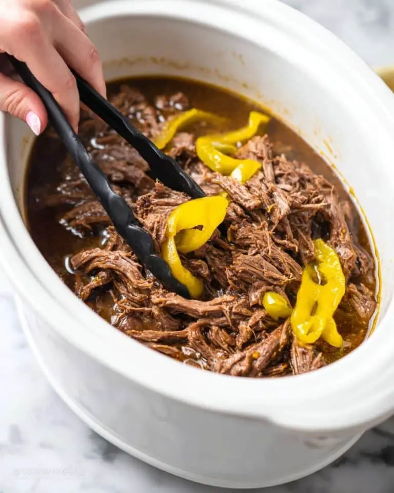 Easy Crockpot Italian Beef Sandwiches Recipe